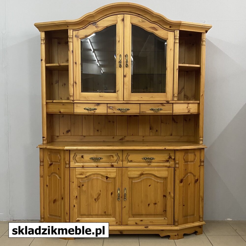 300624 SKANDYNAWSKI KREDENS SOSNOWY Z PRZYCIEMNIANYMI SZYBAMI