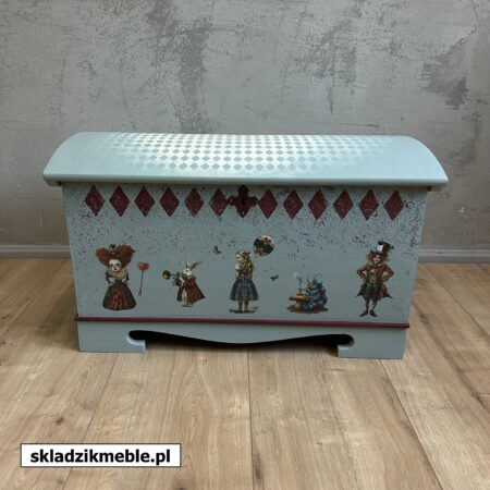 110125 SKRZYNIA INSPIROWANA ALICJĄ W KRAINIE CZARÓW