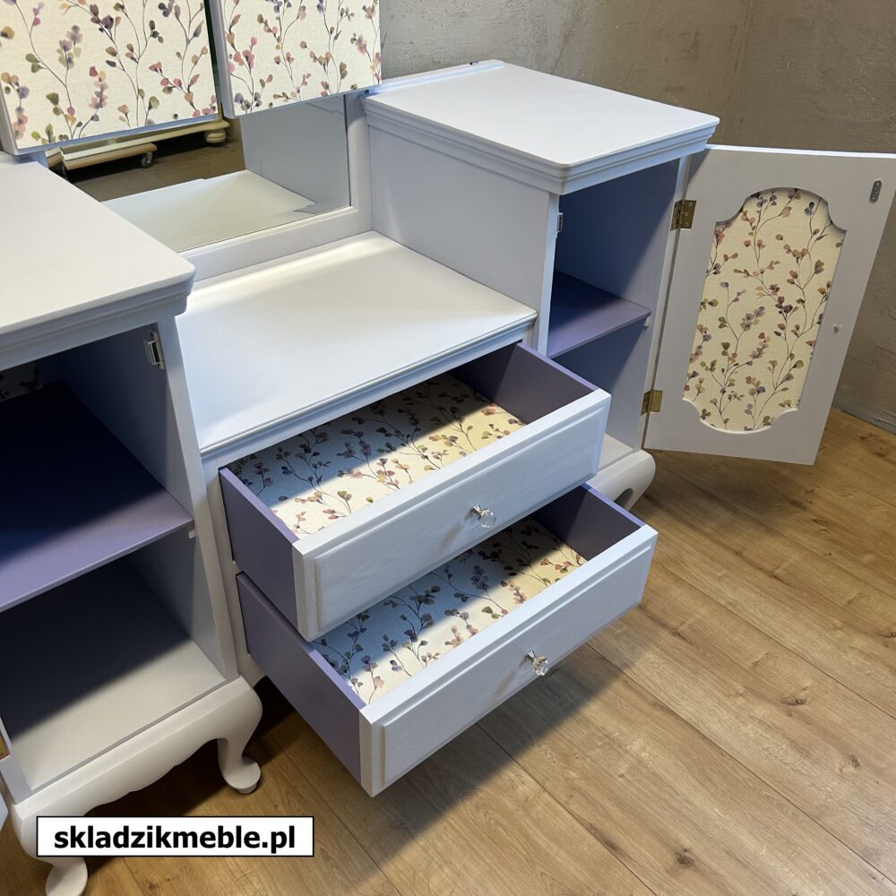 220325 BŁĘKITNA TOALETKA PO METAMORFOZIE - obrazek 13