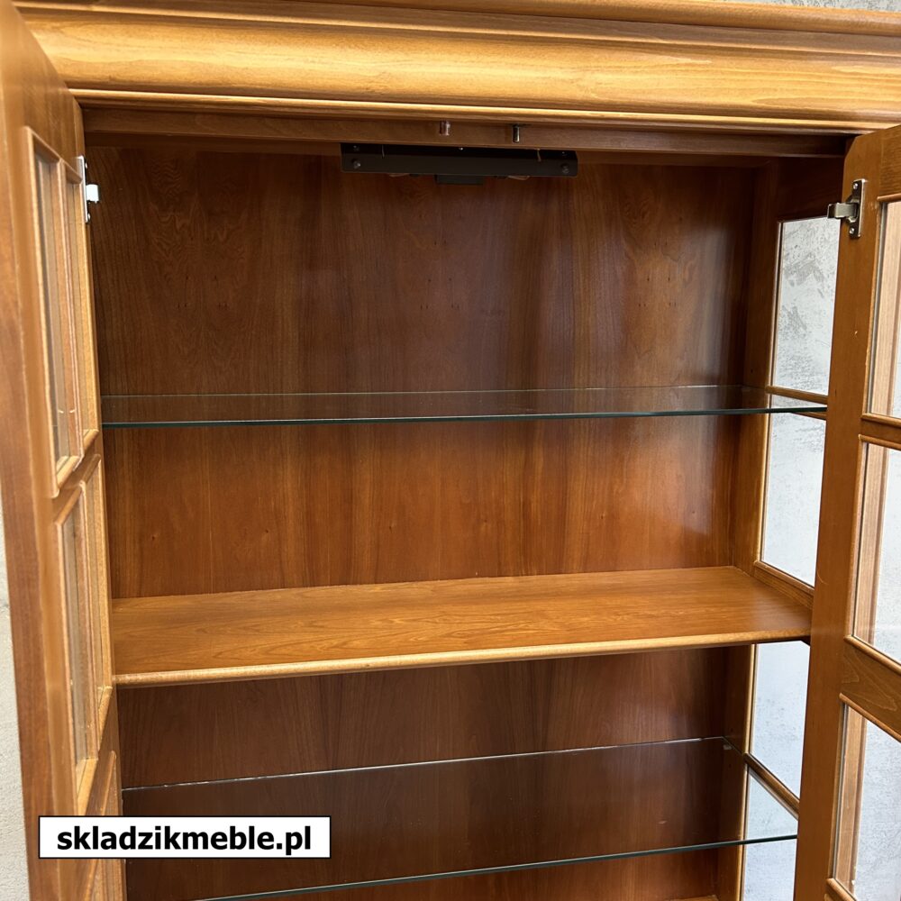 050525 SKANDYNAWSKA WITRYNA PRZESZKLONA PODŚWIETLANA - obrazek 11