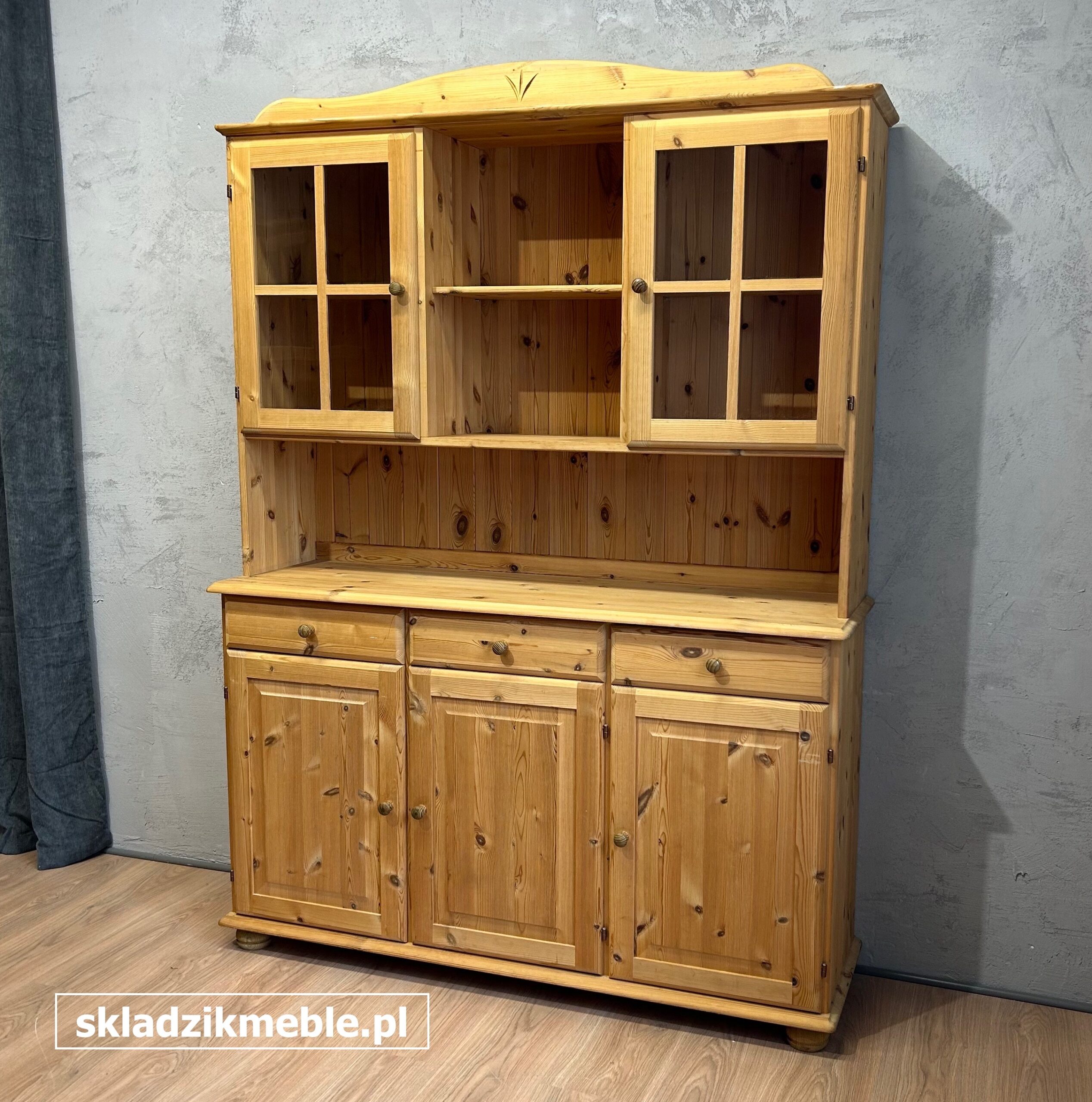 131025 KLASYCZNY SKANDYNAWSKI KREDENS SOSNOWY SZEROKOŚĆ 136 CM - obrazek 12