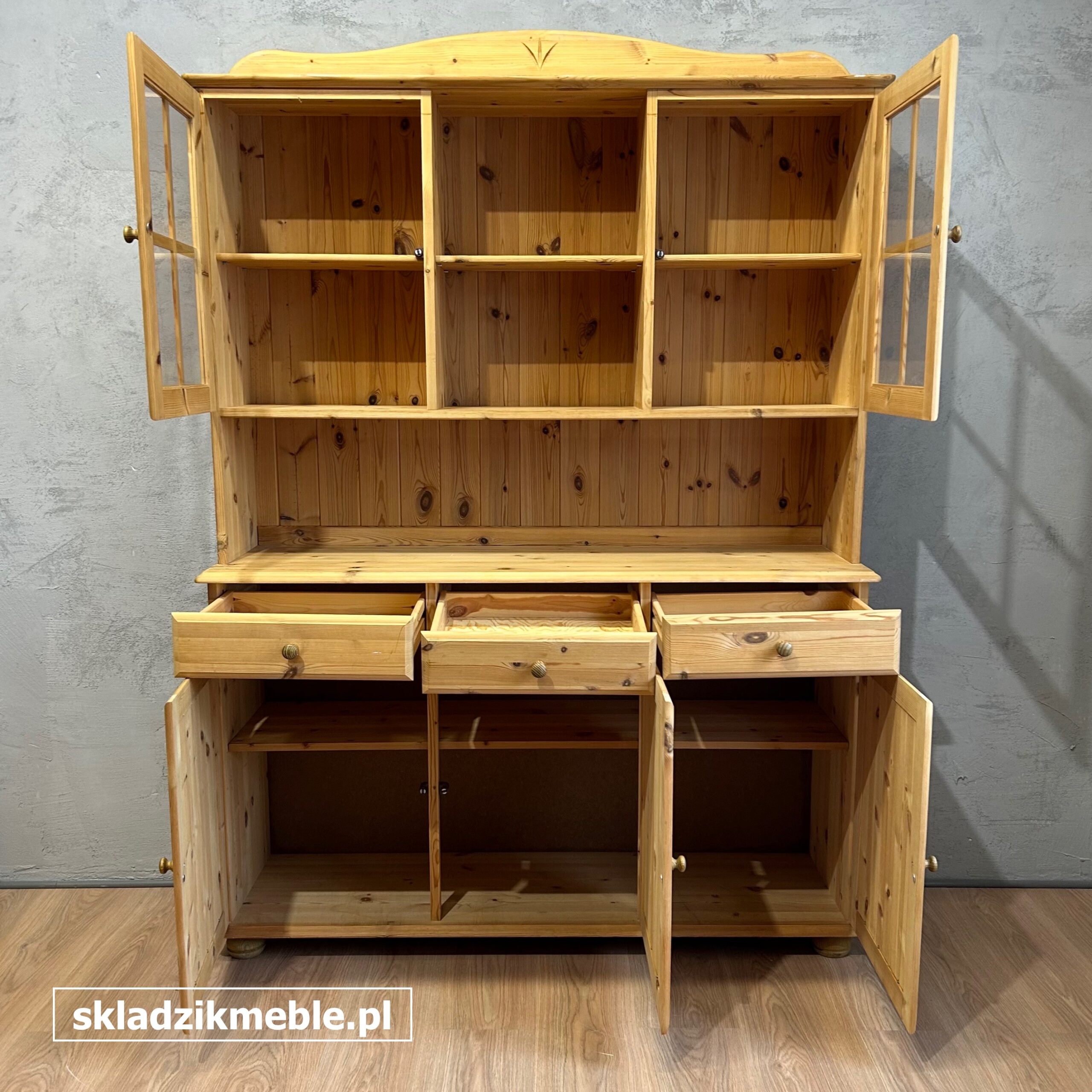 131025 KLASYCZNY SKANDYNAWSKI KREDENS SOSNOWY SZEROKOŚĆ 136 CM - obrazek 7