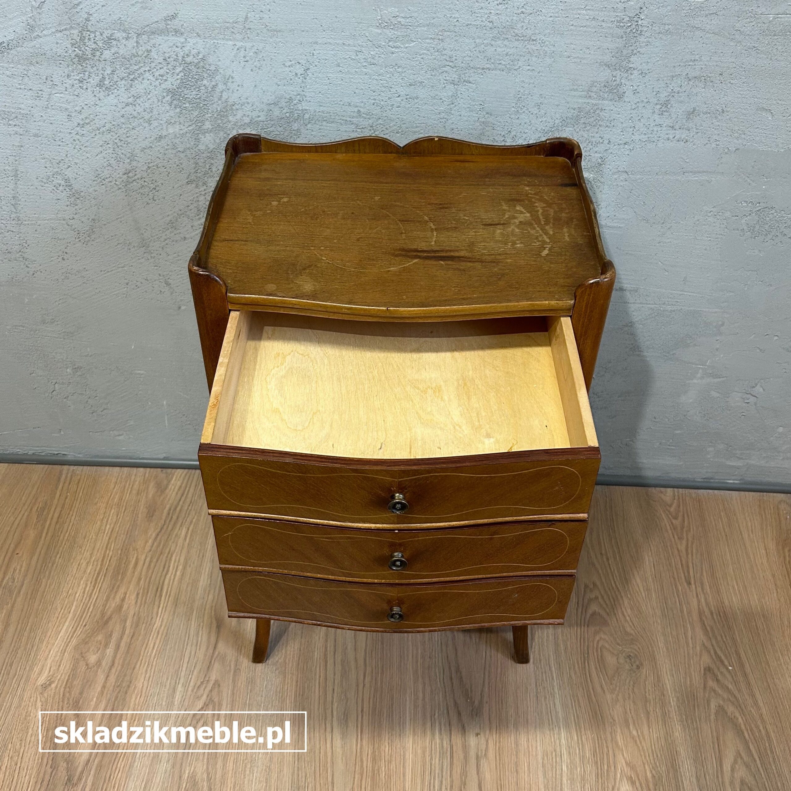 141025 MAŁA KOMODA, STOLIK, SZAFKA W STYLU LUDWIKOWSKIM - obrazek 9
