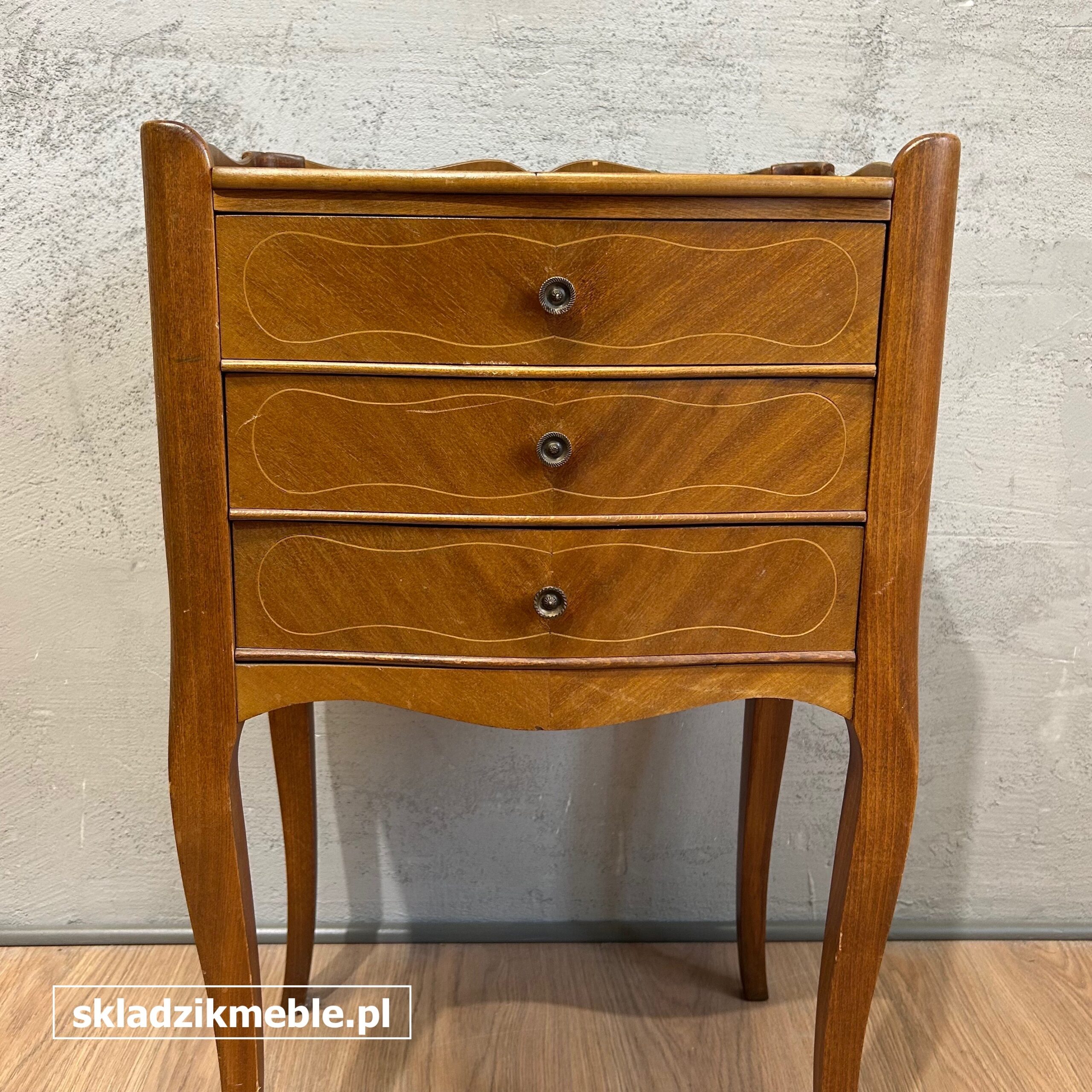 141025 MAŁA KOMODA, STOLIK, SZAFKA W STYLU LUDWIKOWSKIM - obrazek 5