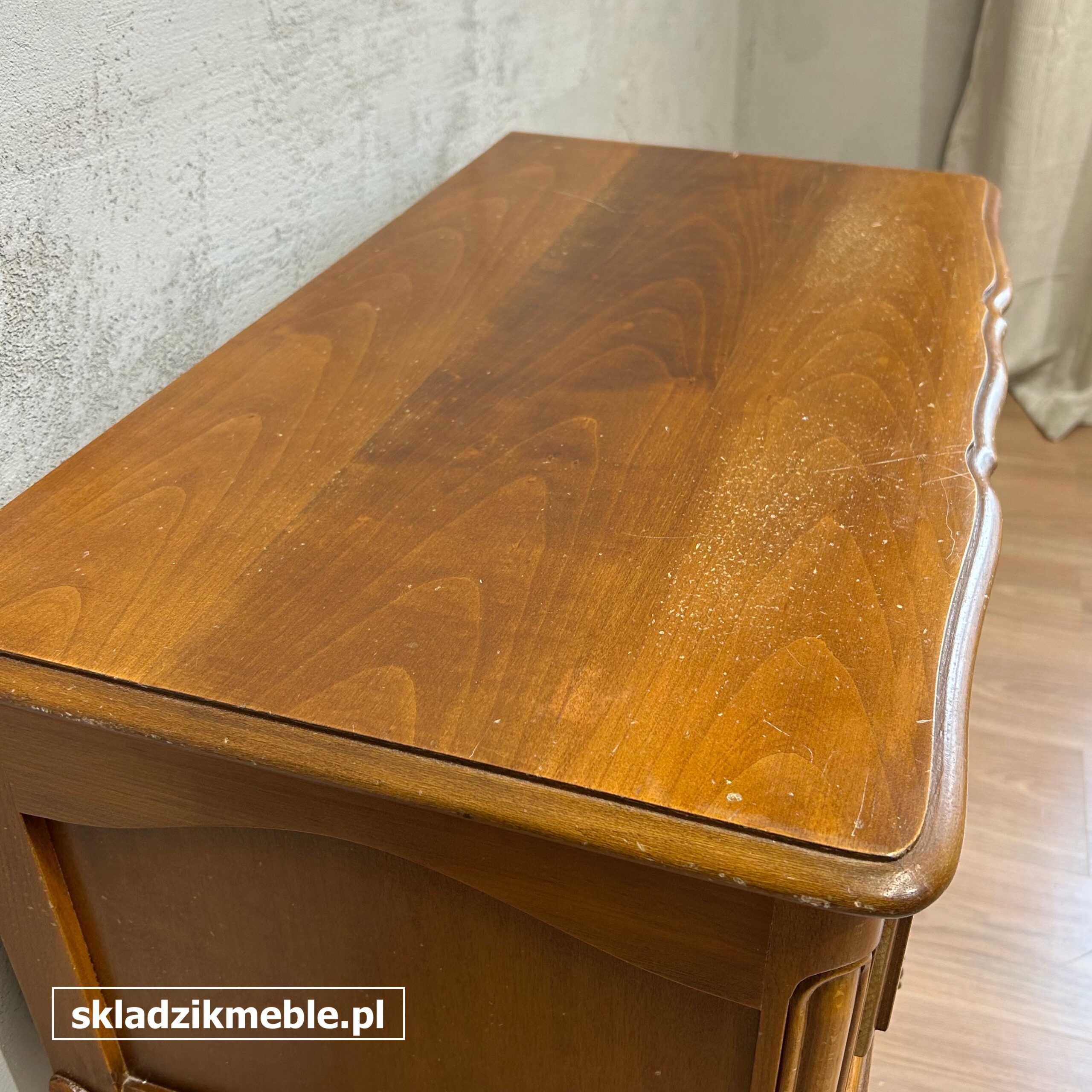 151025 KONSOLKA, KOMODA NA NÓŻKACH W STYLU LUDWIKOWSKIM - obrazek 7