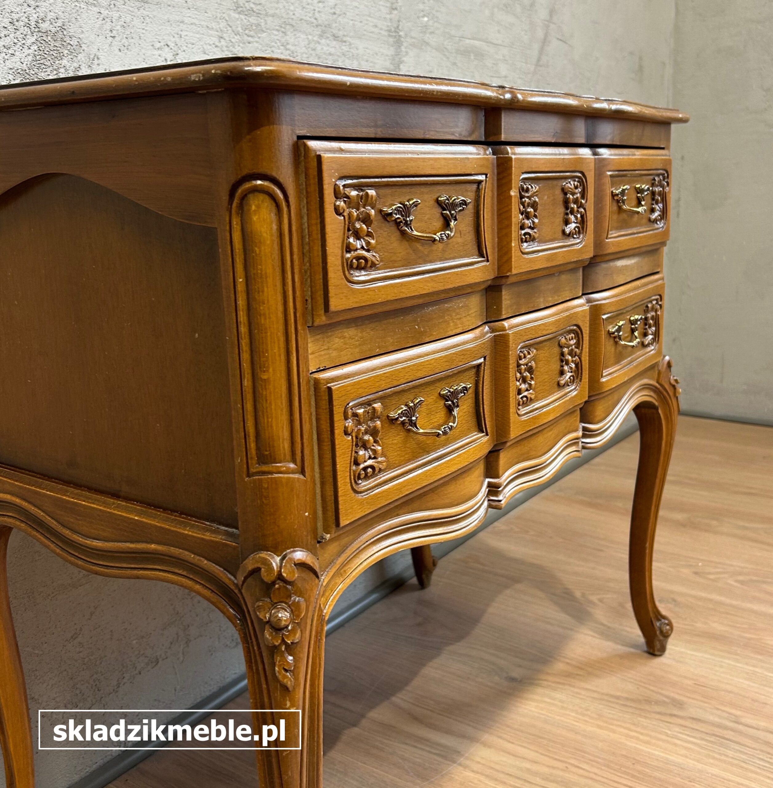 151025 KONSOLKA, KOMODA NA NÓŻKACH W STYLU LUDWIKOWSKIM - obrazek 2