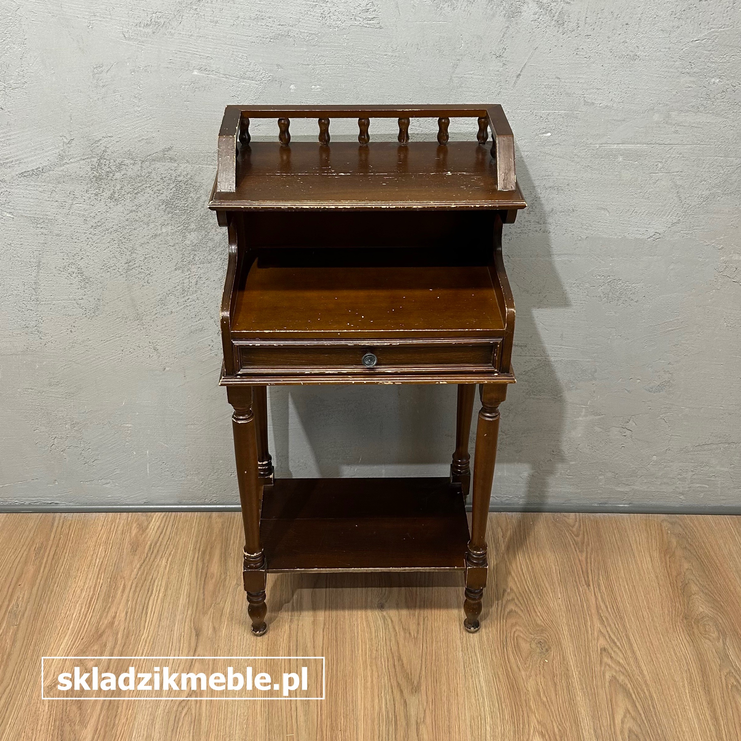 181025 NIEWIELKI, WYSOKI STOLIK, POMOCNIK, TELEFONIERA - obrazek 12