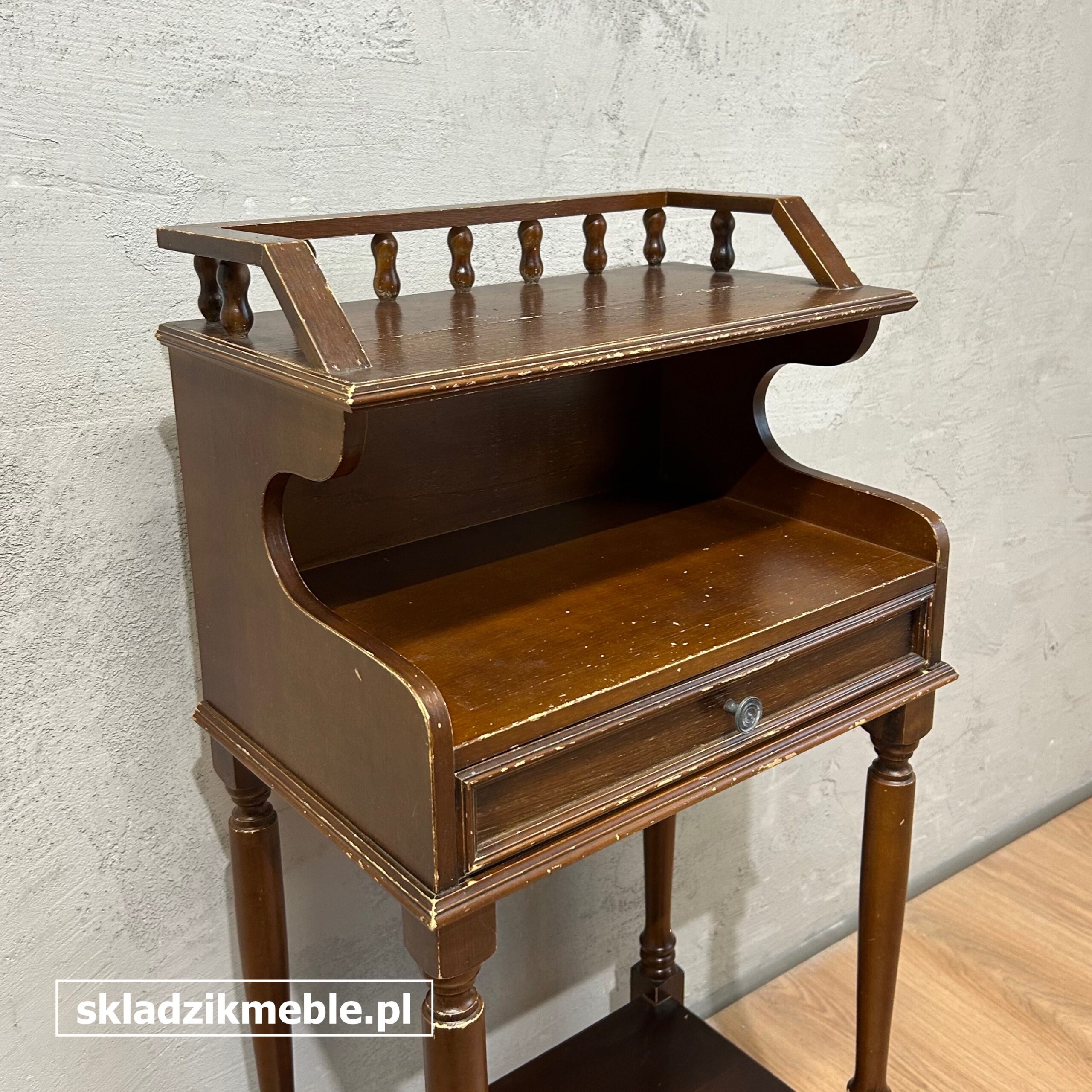 181025 NIEWIELKI, WYSOKI STOLIK, POMOCNIK, TELEFONIERA - obrazek 6