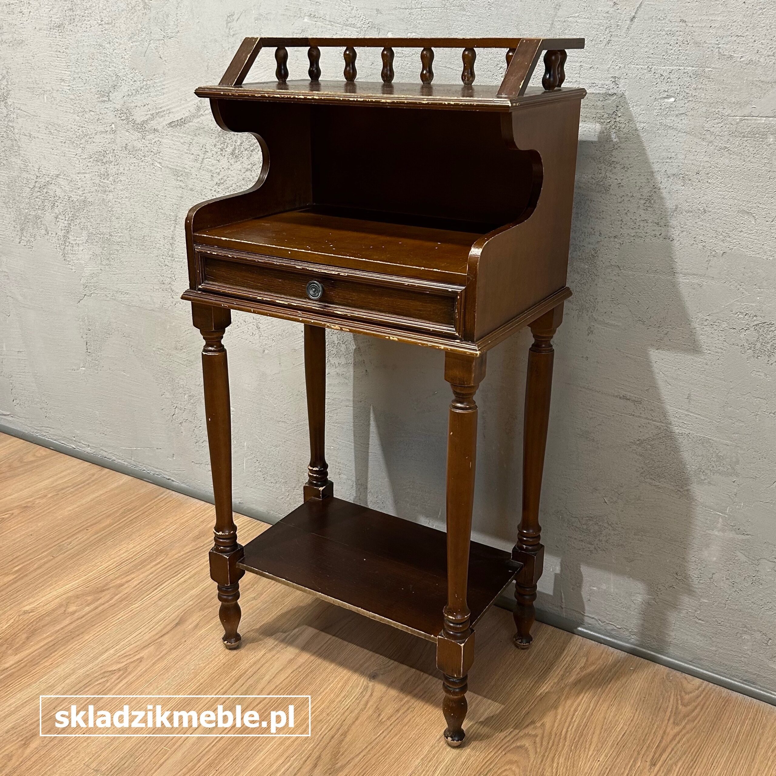 181025 NIEWIELKI, WYSOKI STOLIK, POMOCNIK, TELEFONIERA - obrazek 5