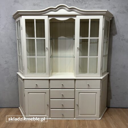 221225 BIAŁA WITRYNA SOSNOWA, KREDENS W KSZTAŁCIE TRAPEZU