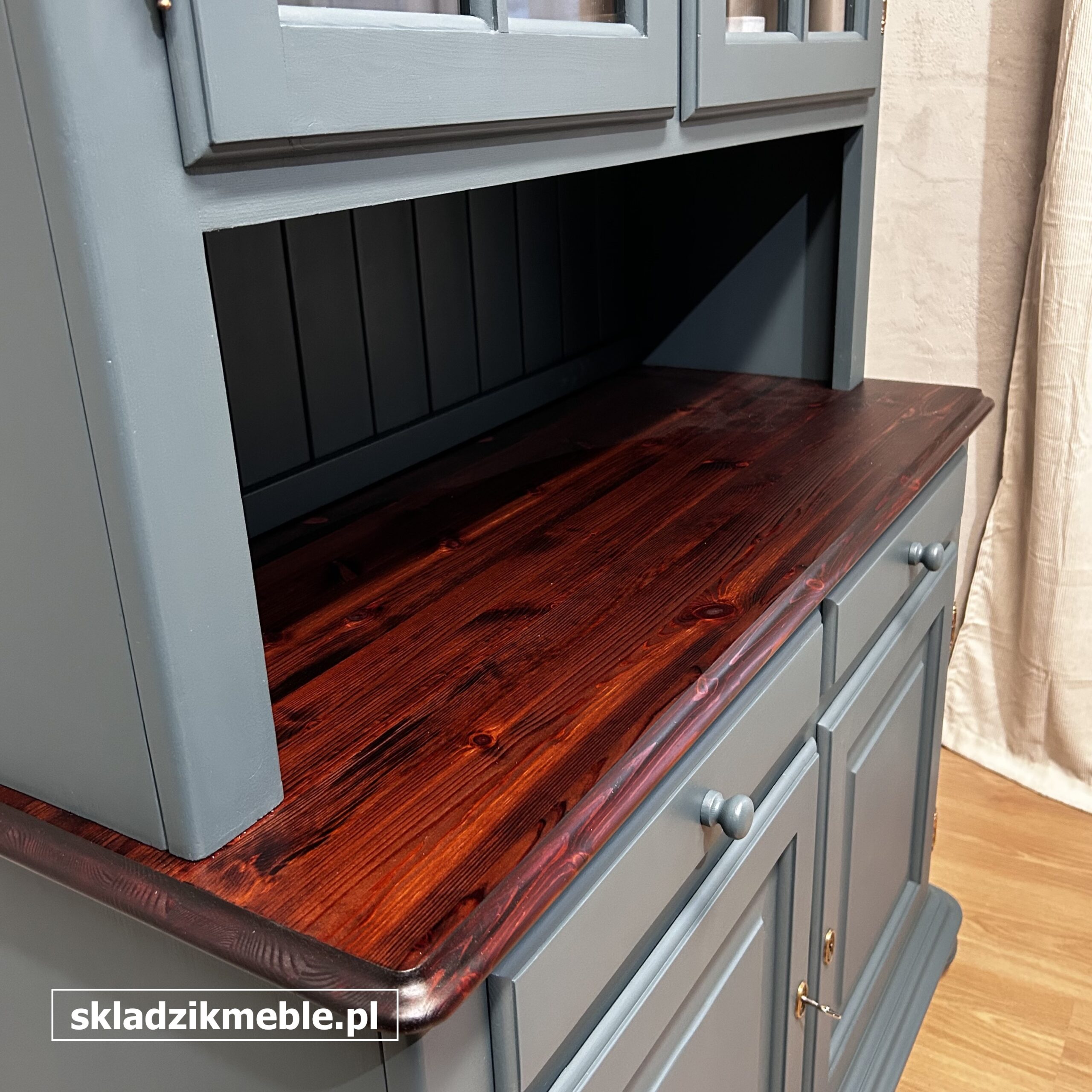 110126 KREDENS W KOLORZE MORSKIEGO GRANATU PO KOMPLEKSOWEJ METAMORFOZIE - obrazek 17